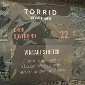 TORRID 22 CROP BOYFRIEND vintage stretch capris